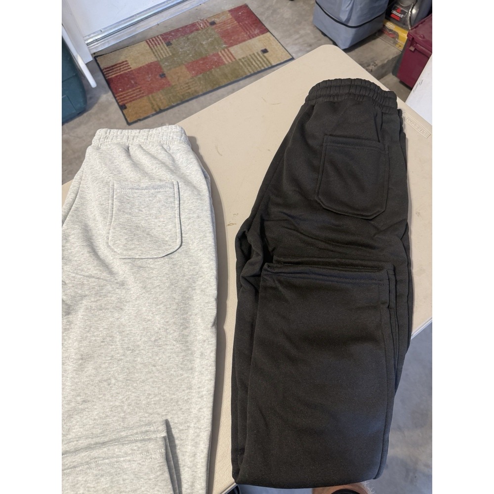 Sweatpants with One Rear Pocket and Drawstring Size Medium - Picture 3 of 3